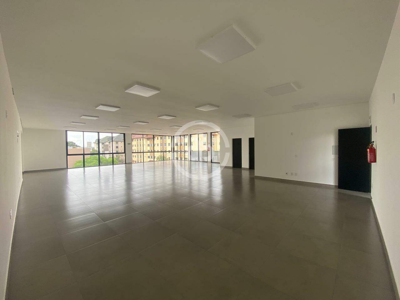Sala comercial para aluguel no Neva: 