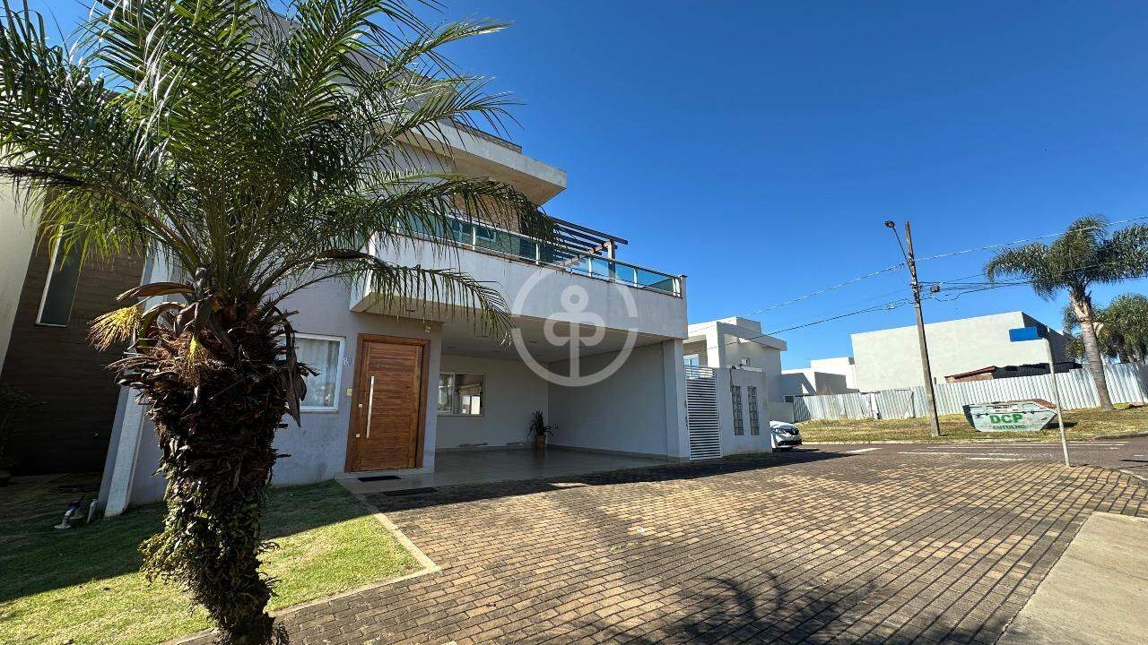 Casa em condomínio à venda no Cataratas: 