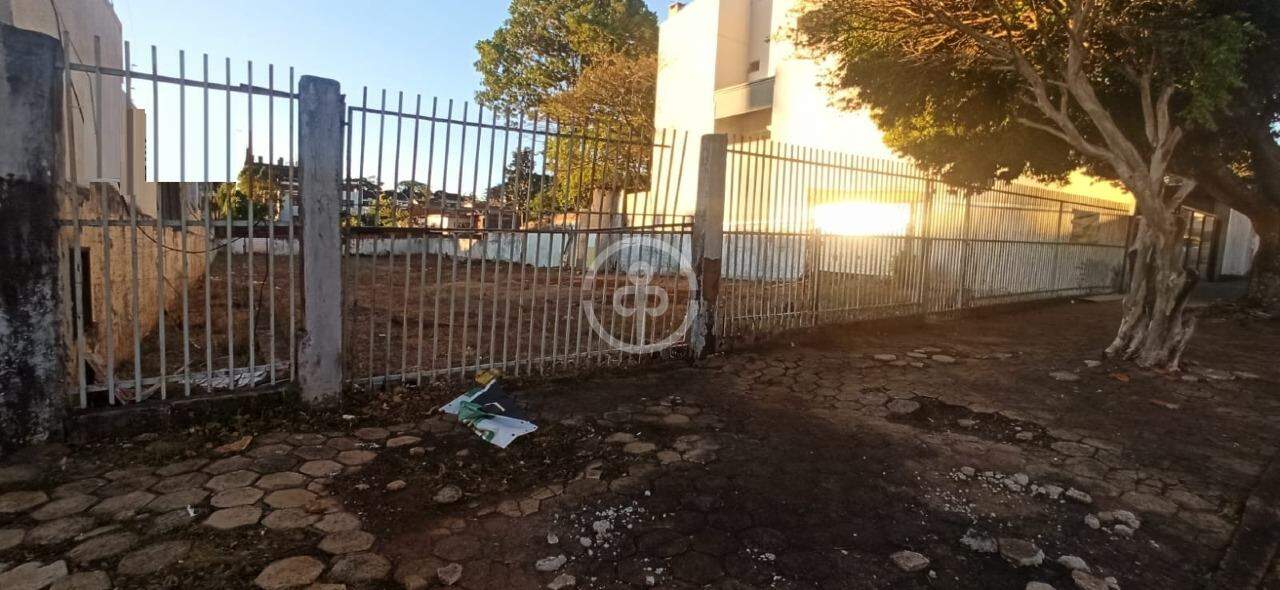 Terreno à venda no Centro: 