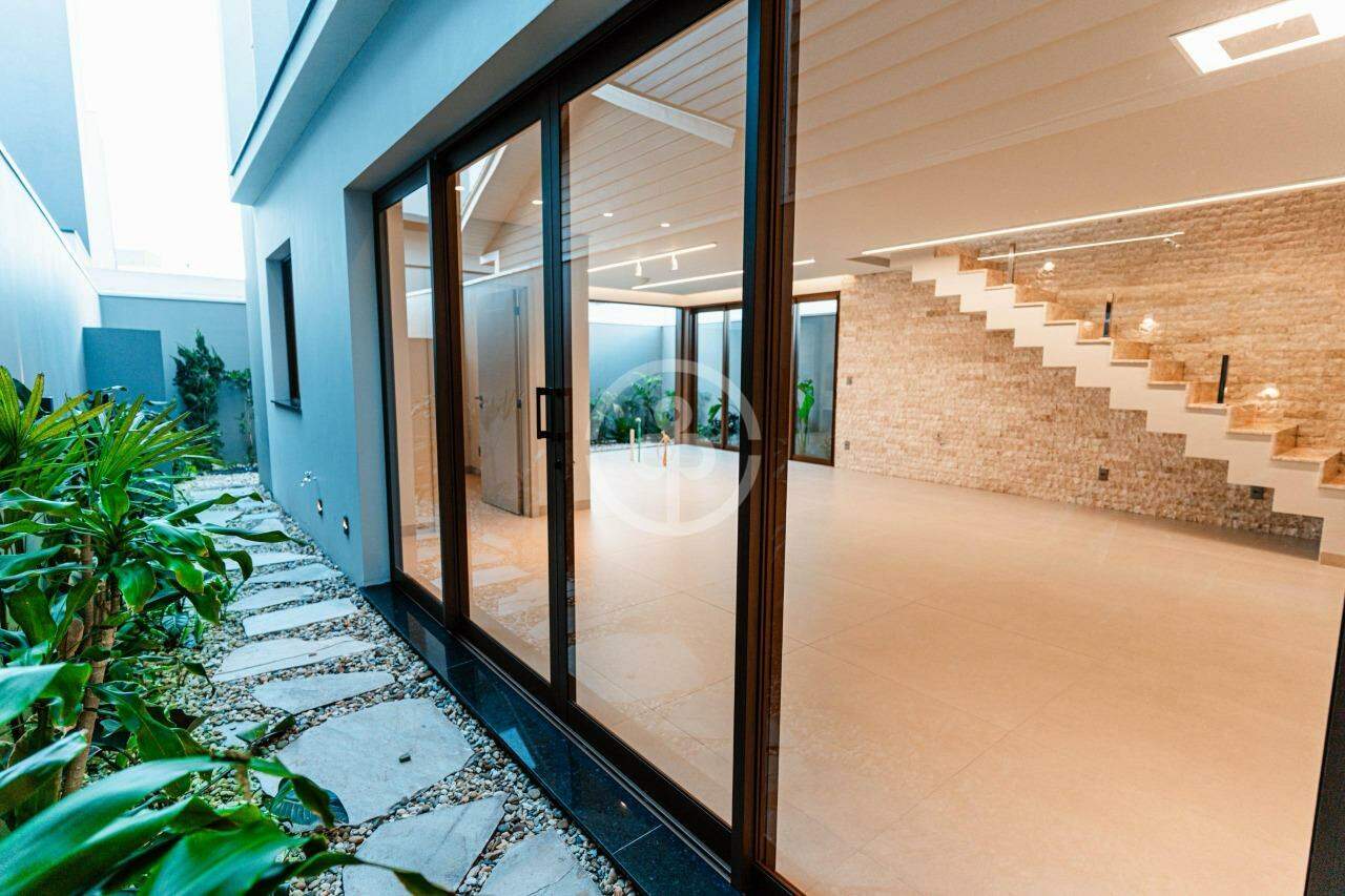 Casa em condomínio à venda no FAG: 