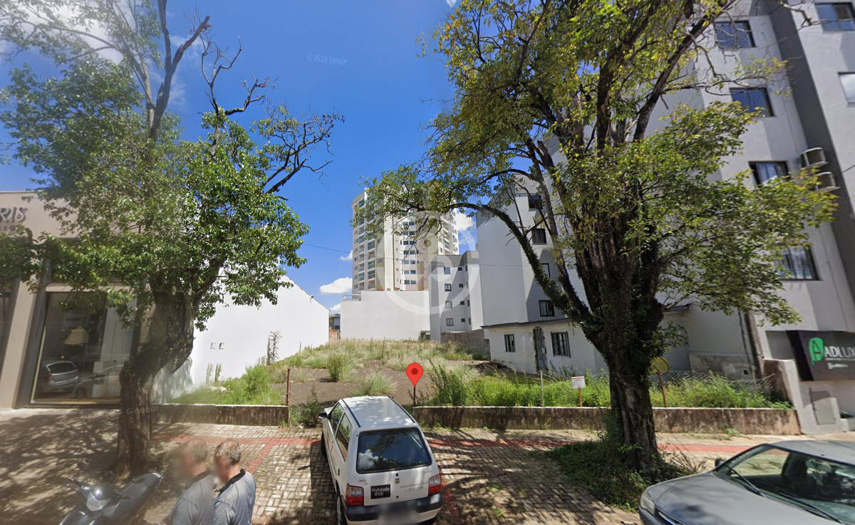 Terreno à venda no Centro: 