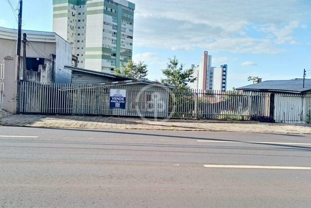 Terreno à venda no Centro: 