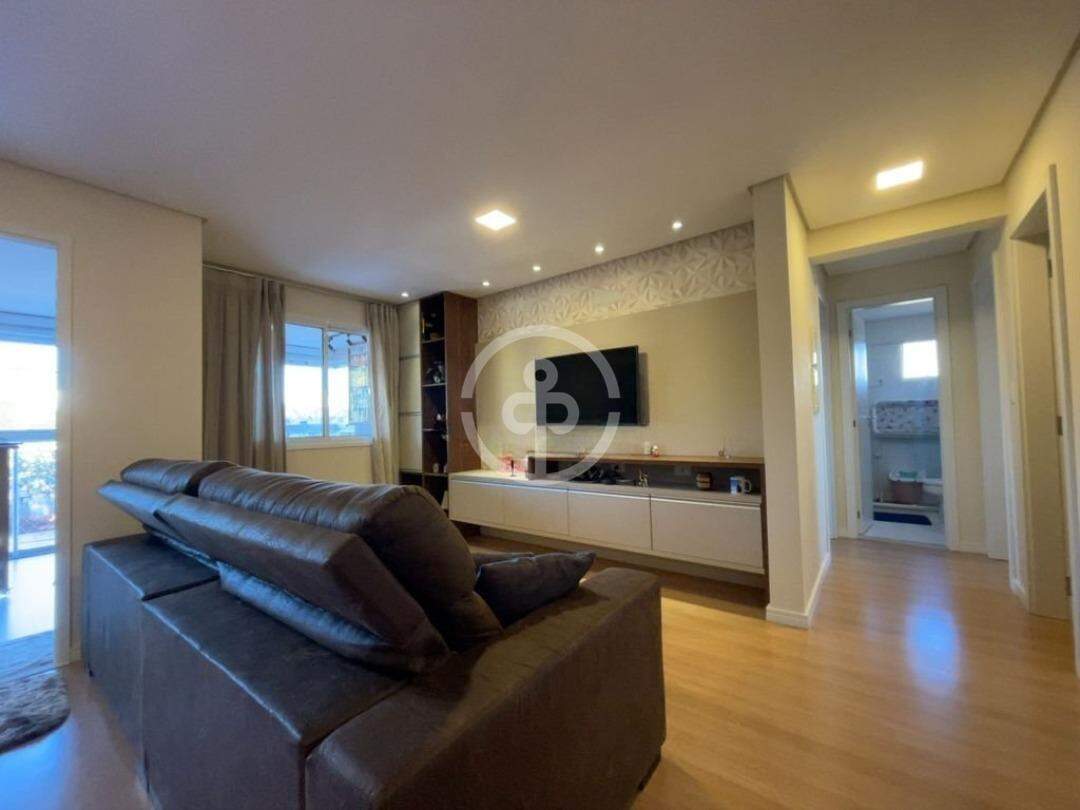Apartamento à venda no Coqueiral: 