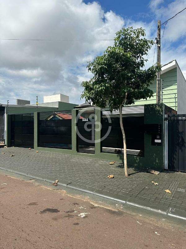 Sobrado à venda no Floresta: 
