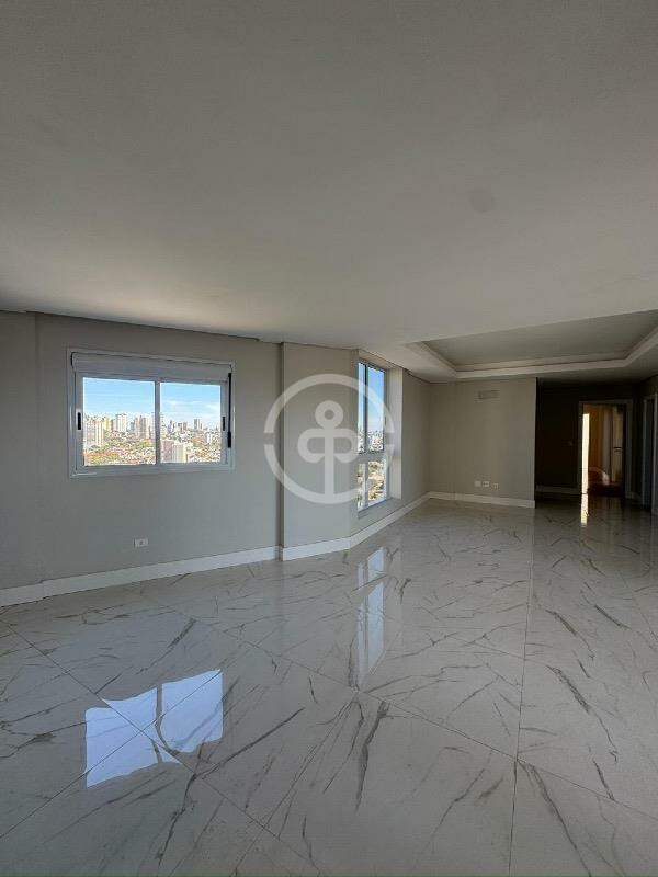 Apartamento à venda no Country: 
