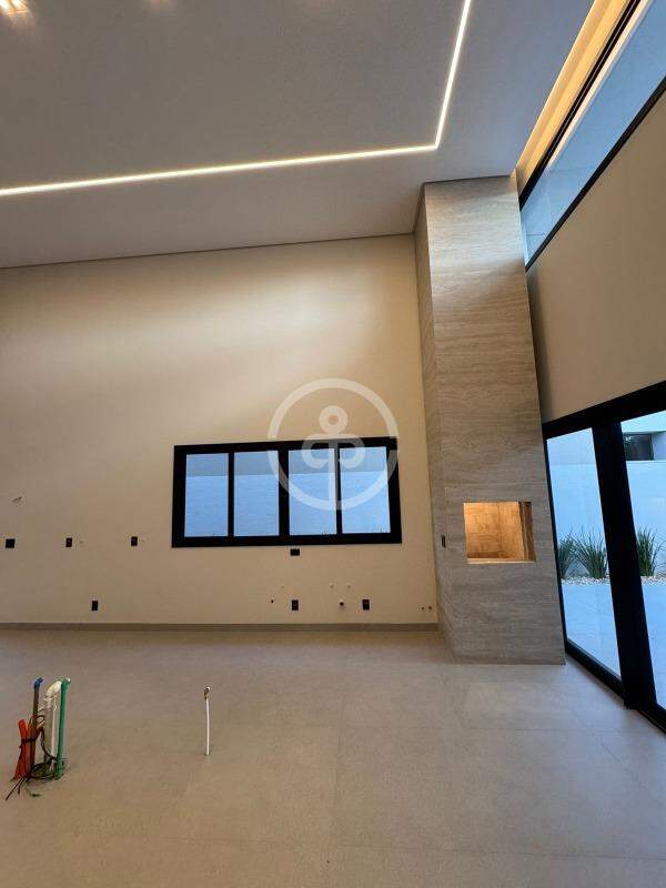 Casa em condomínio à venda no Recanto Tropical: 