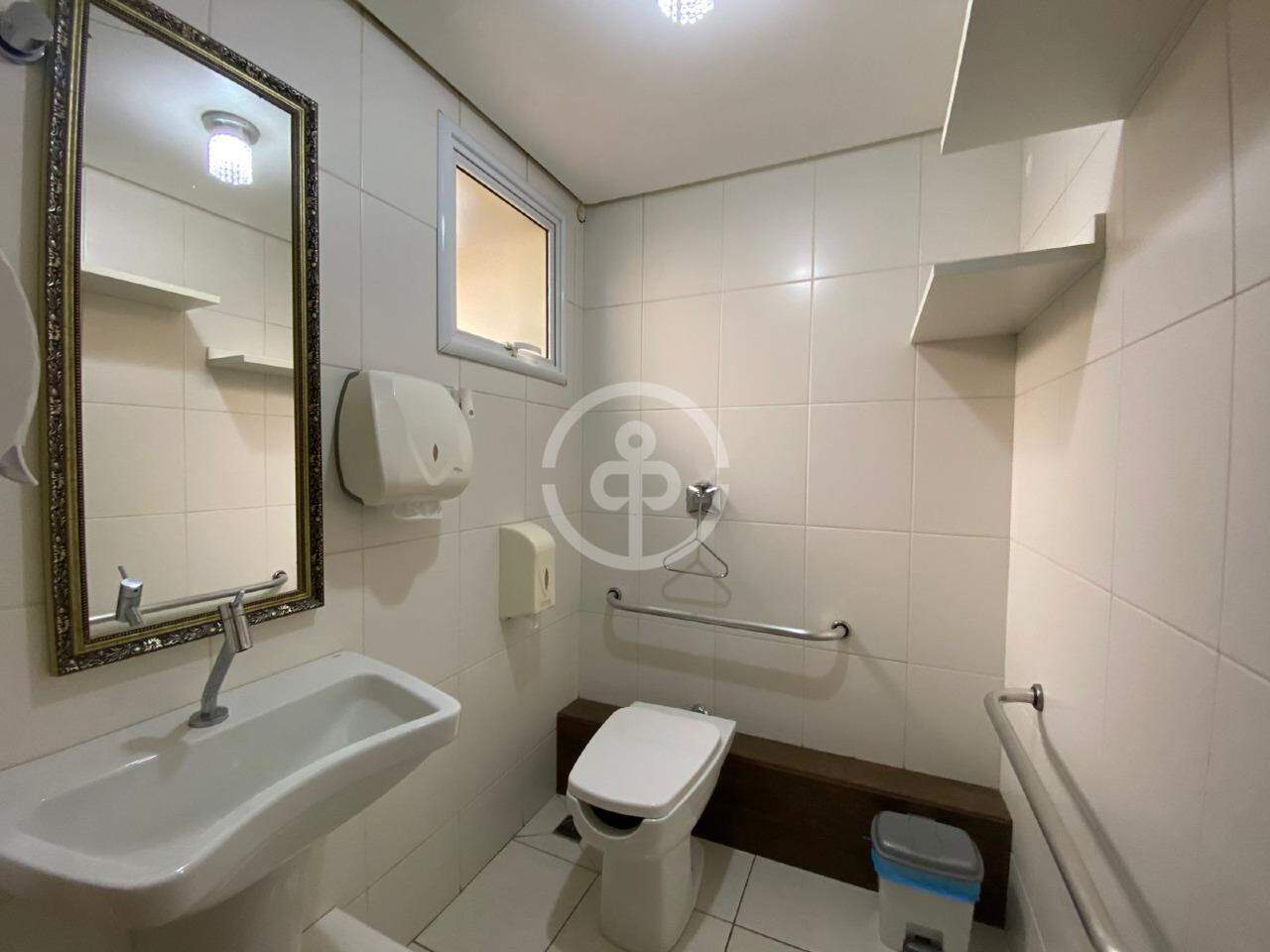 Comercial para aluguel no Centro: 
