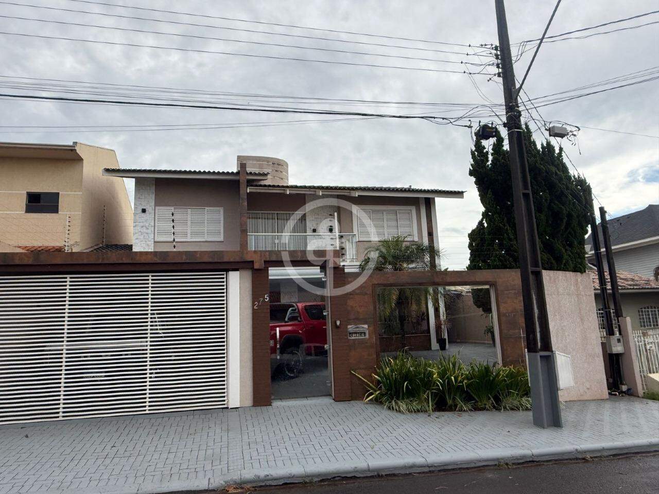 Sobrado à venda no Recanto Tropical: 