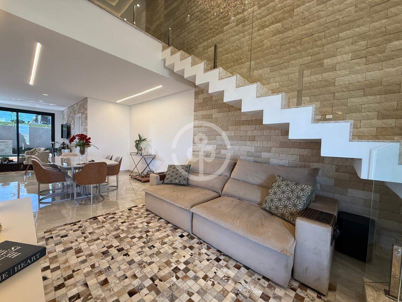 Casa em condomínio à venda no FAG: 