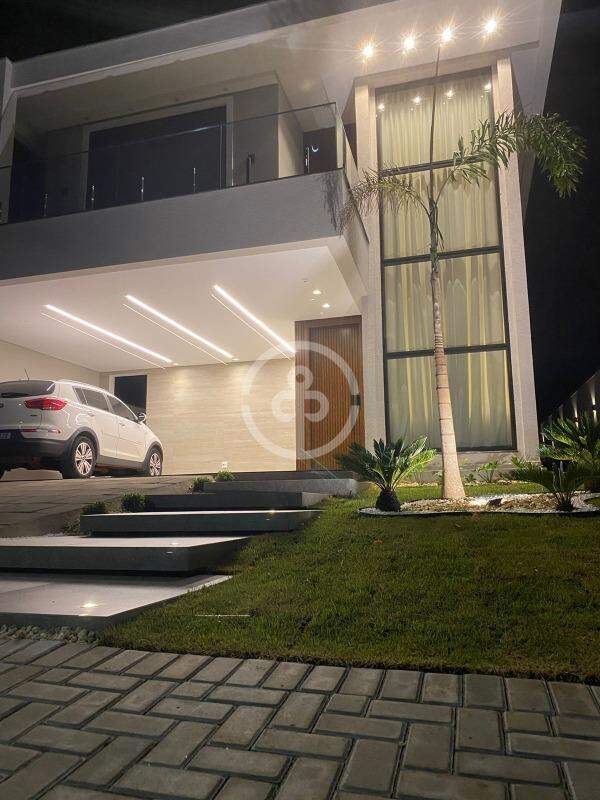 Casa em condomínio à venda no FAG: 