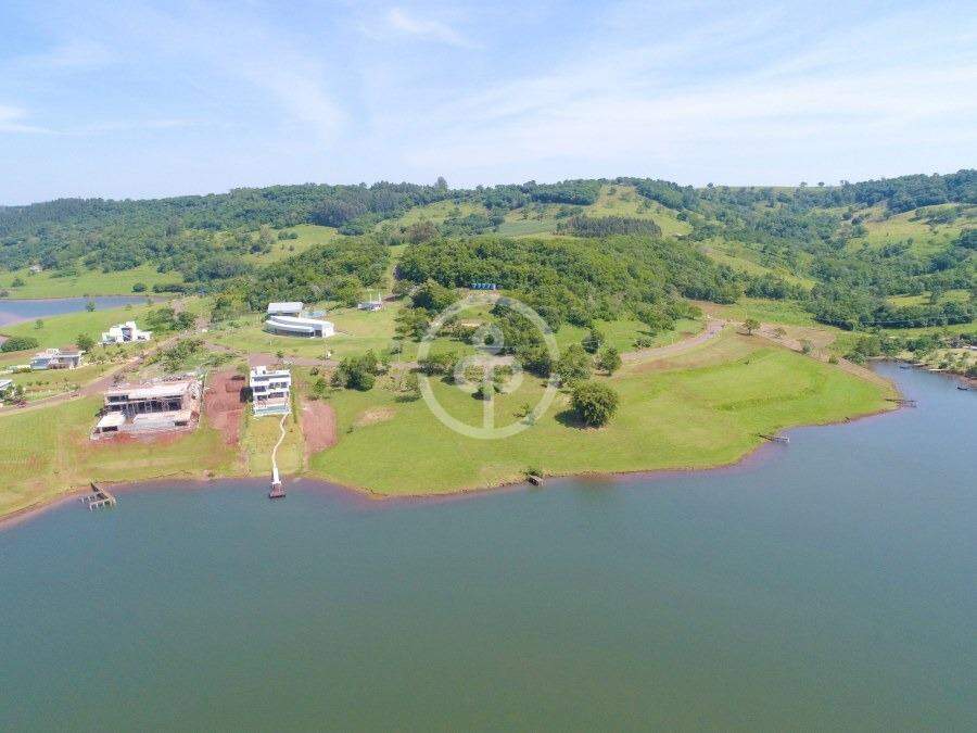 Terreno à venda no Marinas: 