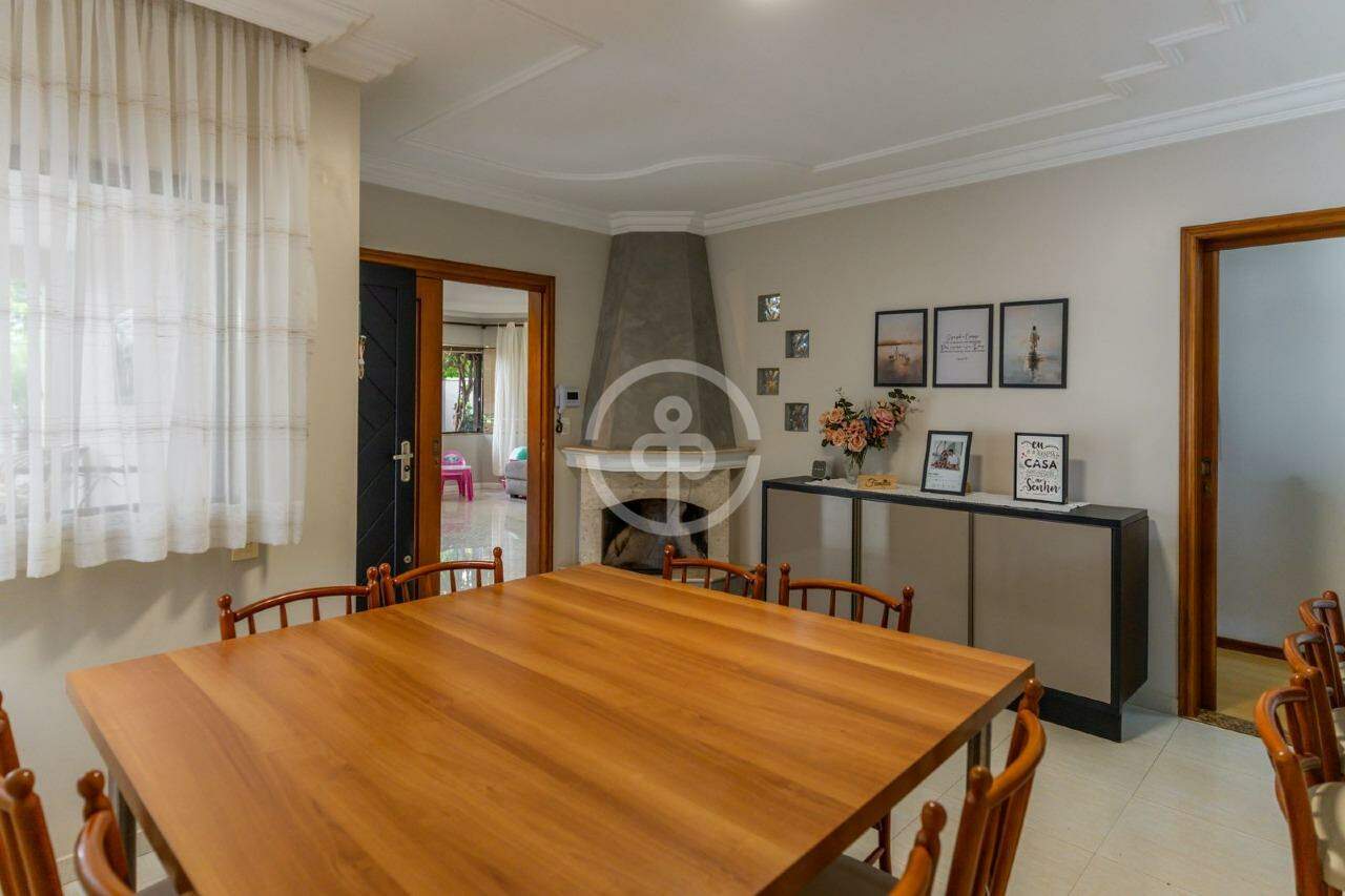 Casa à venda no Recanto Tropical: 