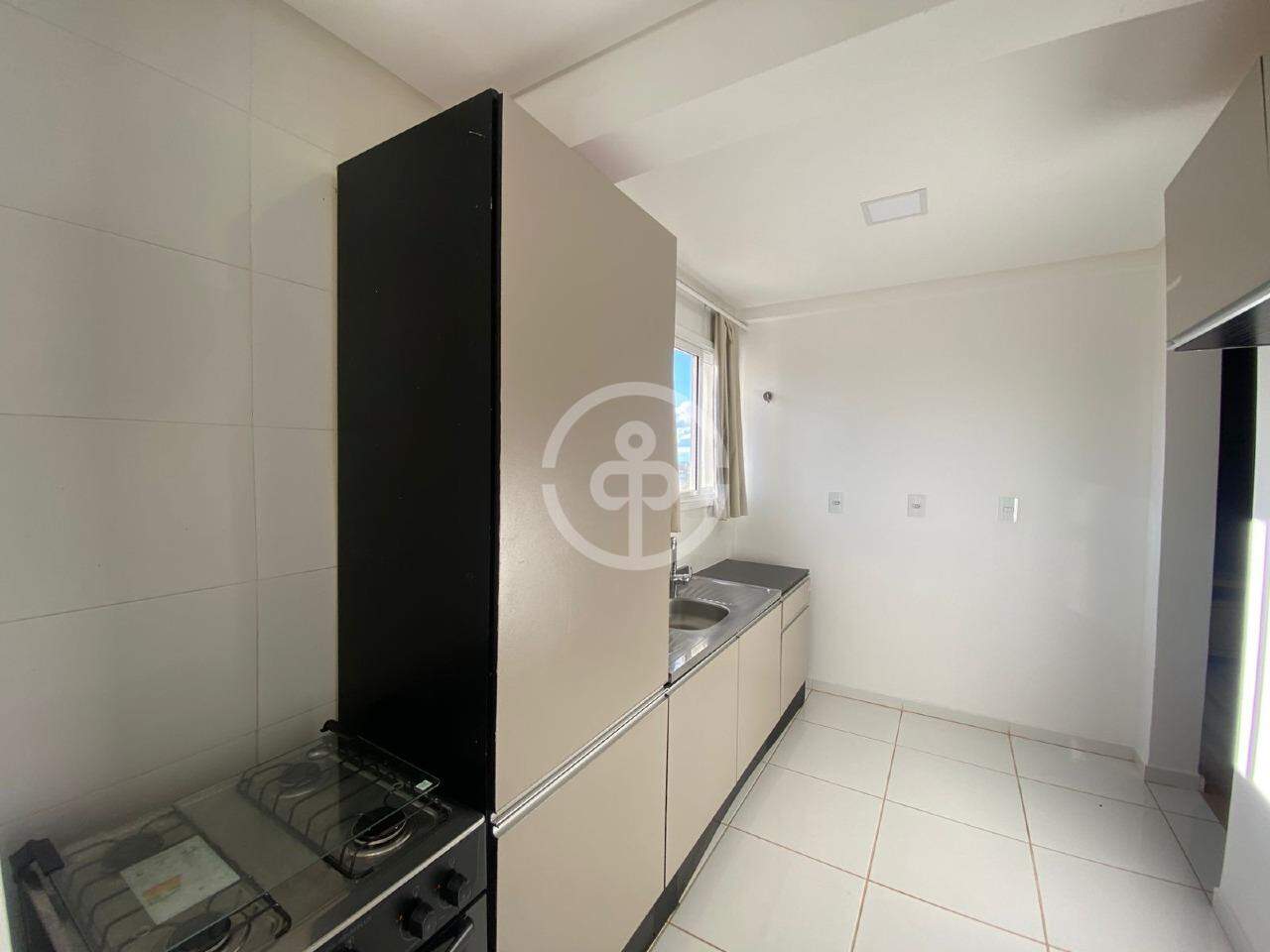 Apartamento para aluguel no Recanto Tropical: 