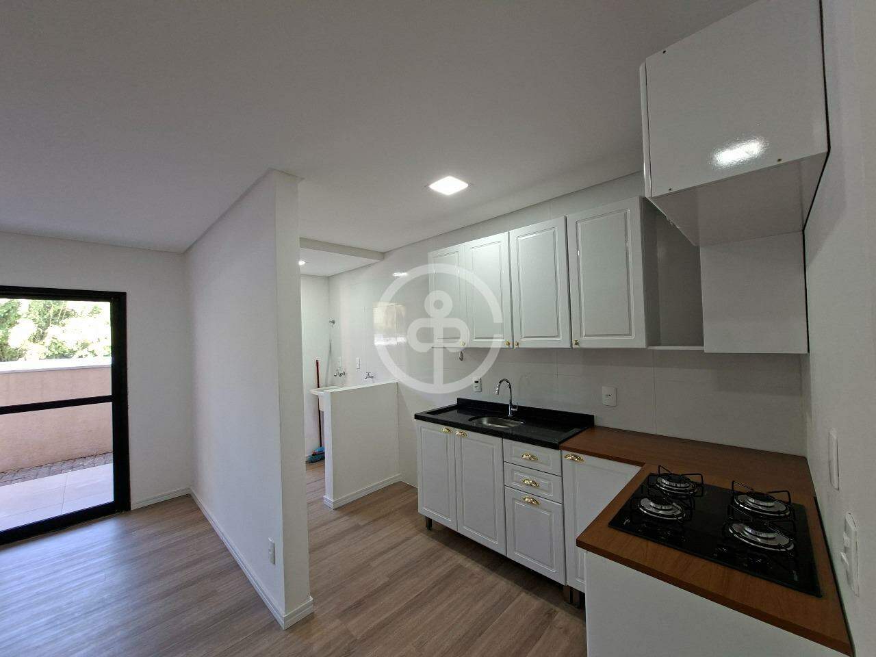 Apartamento para aluguel no Pioneiros Catarinenses: 