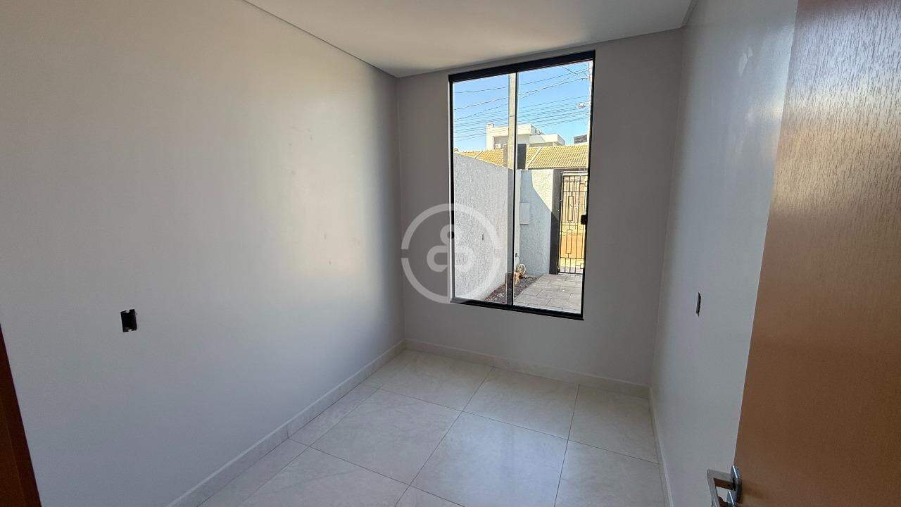 Casa à venda no Esmeralda: 