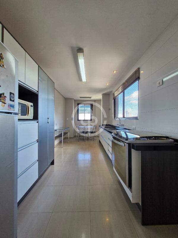 Apartamento à venda em Centro, Cascavel — Portal Chave Fácil