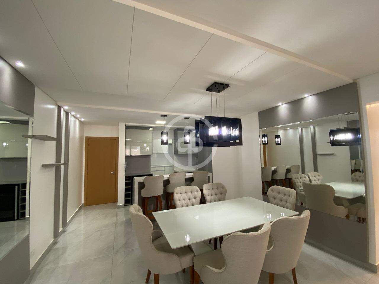 Apartamento para aluguel no Centro: 