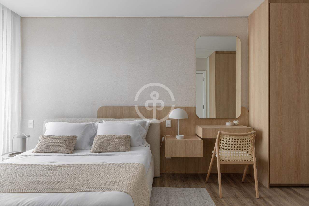 Apartamento duplex à venda no Batel: 