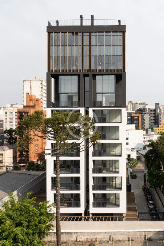 Apartamento duplex à venda no Batel: 