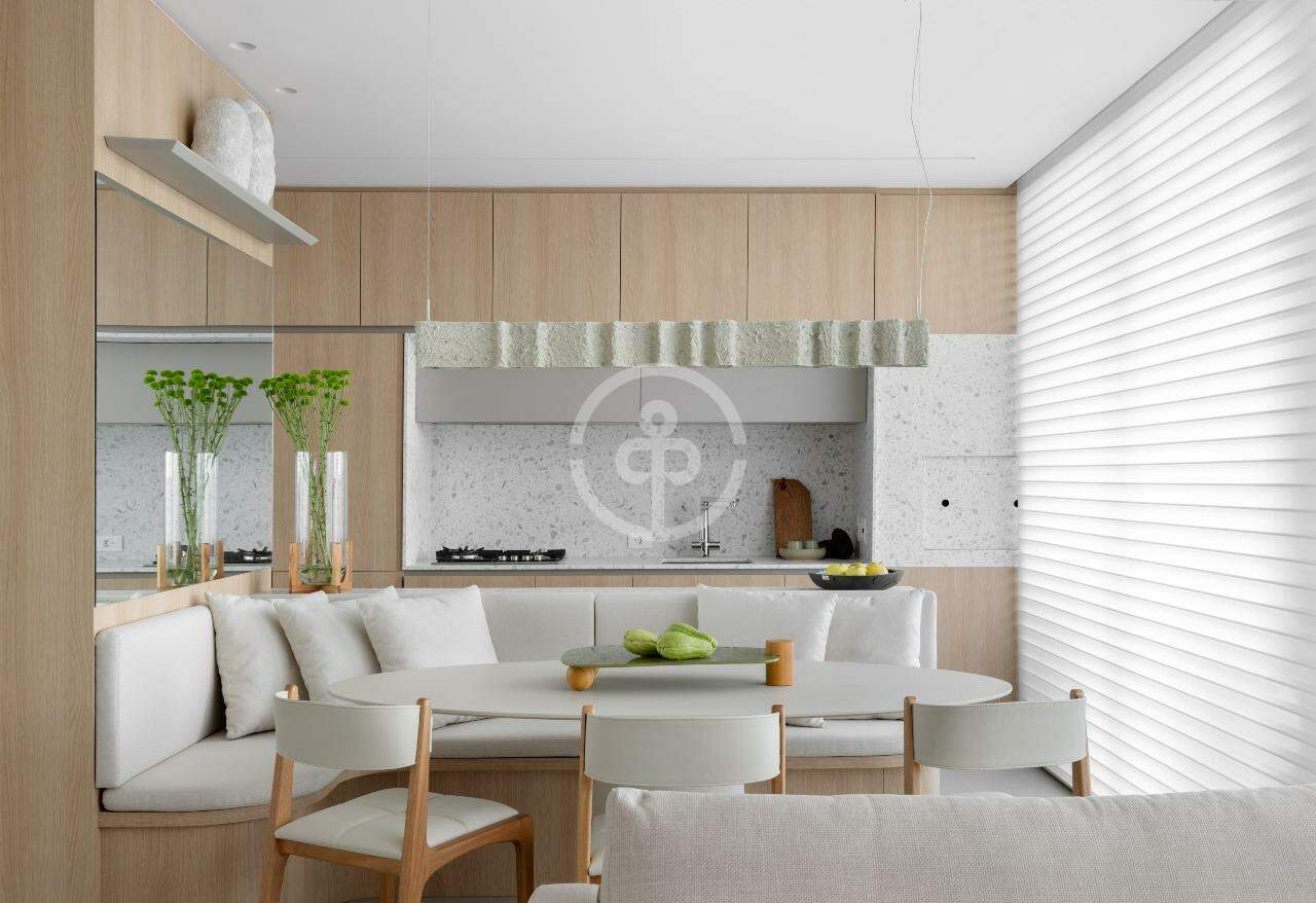 Apartamento duplex à venda no Batel: 