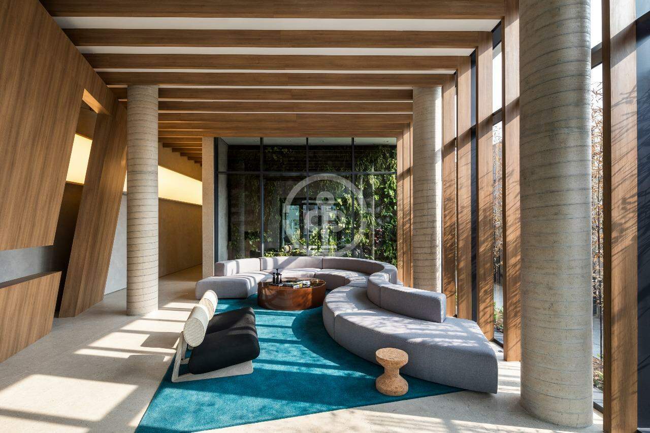 Apartamento duplex à venda no Batel: 