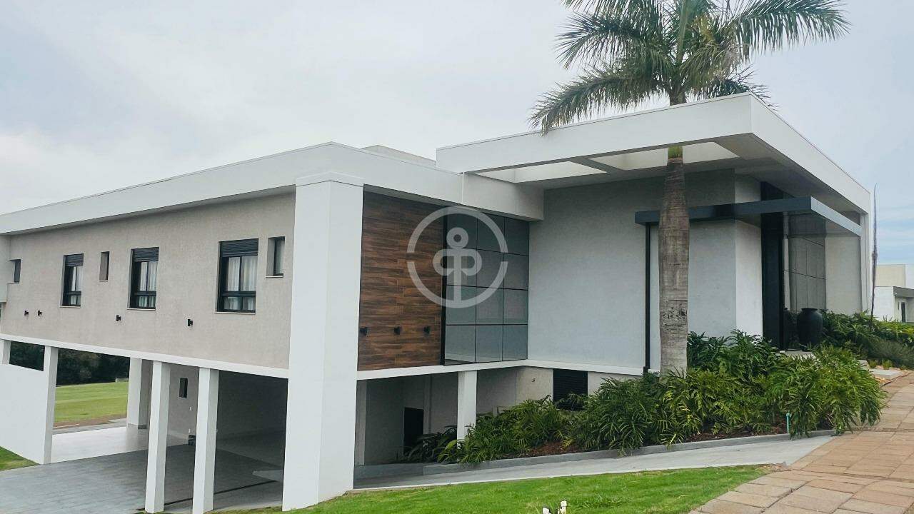 Casa em condomínio à venda no Área Metropolitana: 