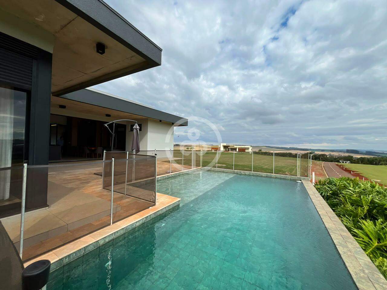 Casa para alugar em Área Metropolitana, Cascavel — Portal Chave Fácil