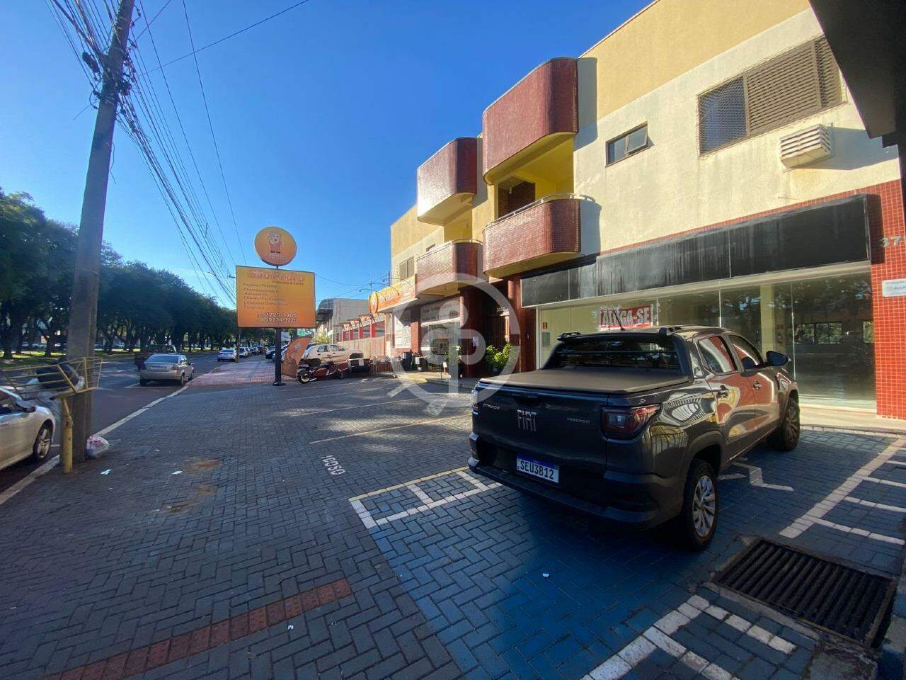 Sala/Conjunto Comercial para alugar em Região Do Lago, Cascavel — Portal Chave Fácil