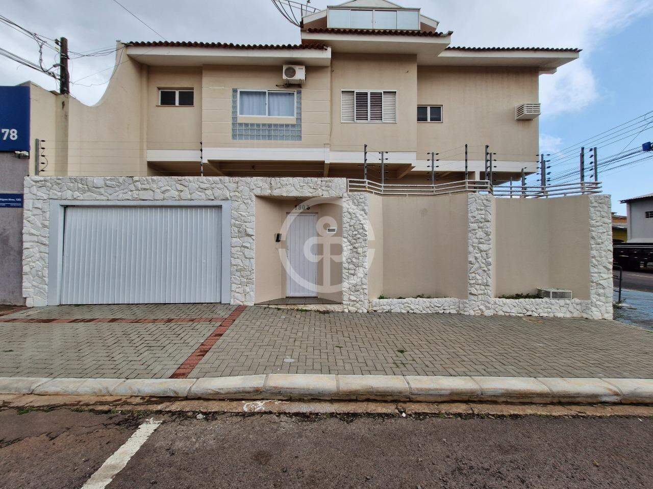 Casa para alugar em Maria Luiza, Cascavel — Portal Chave Fácil