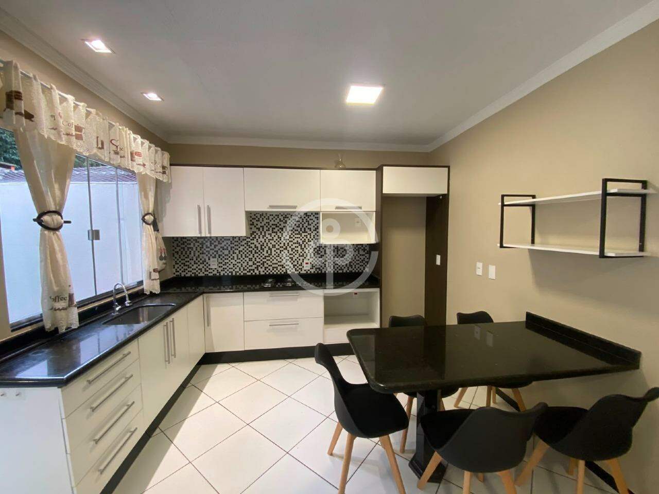 Casa para alugar em Fag, Cascavel — Portal Chave Fácil