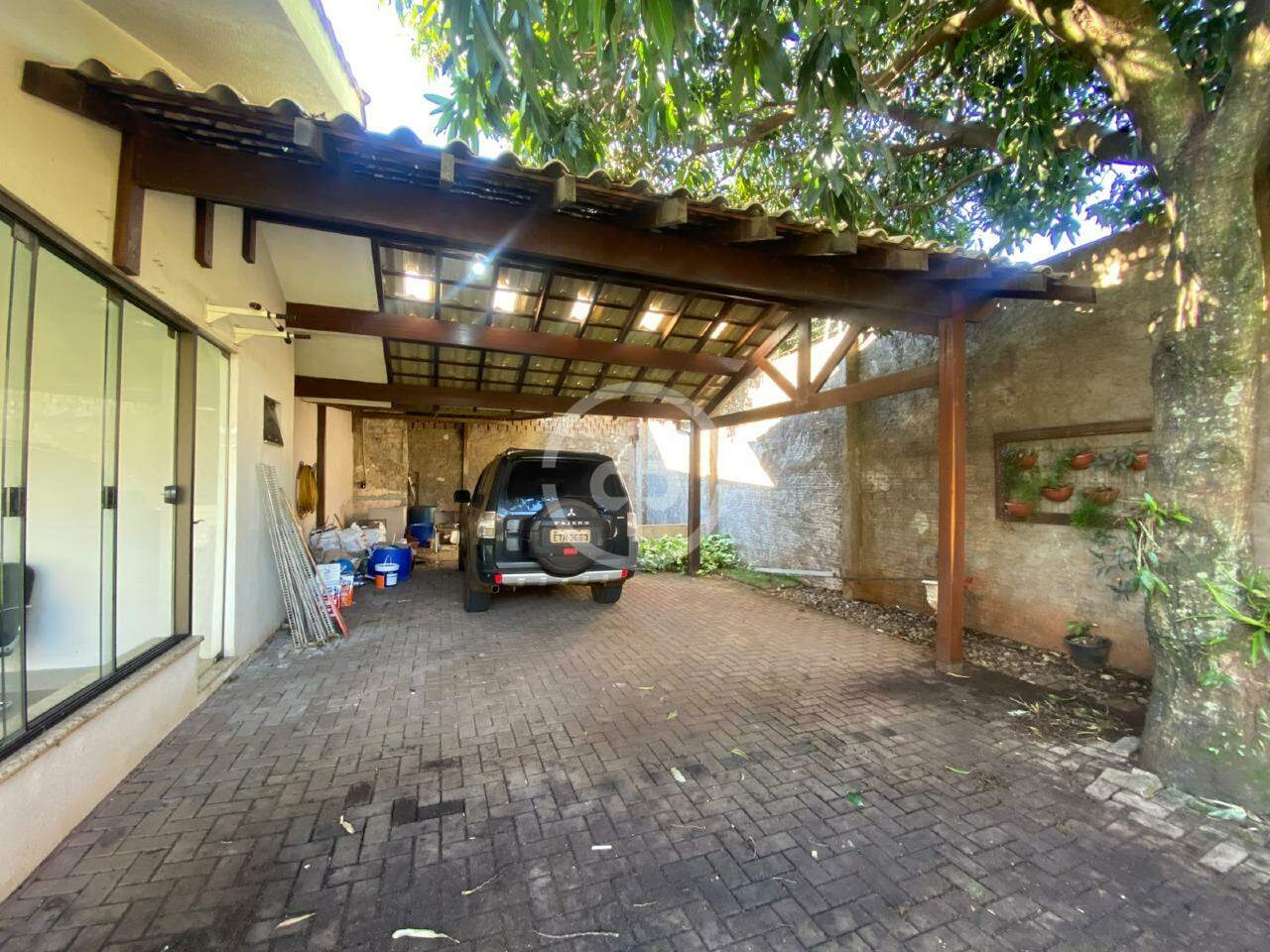 Sobrado para alugar em Pacaembu, Cascavel — Portal Chave Fácil