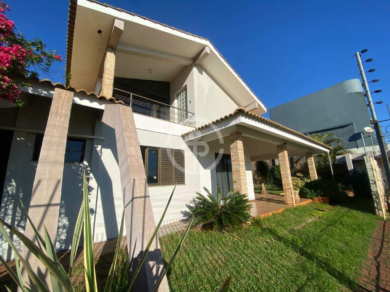 Sobrado para alugar em Pacaembu, Cascavel — Portal Chave Fácil