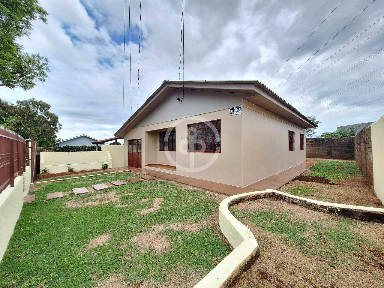 Casa para aluguel no Country: 