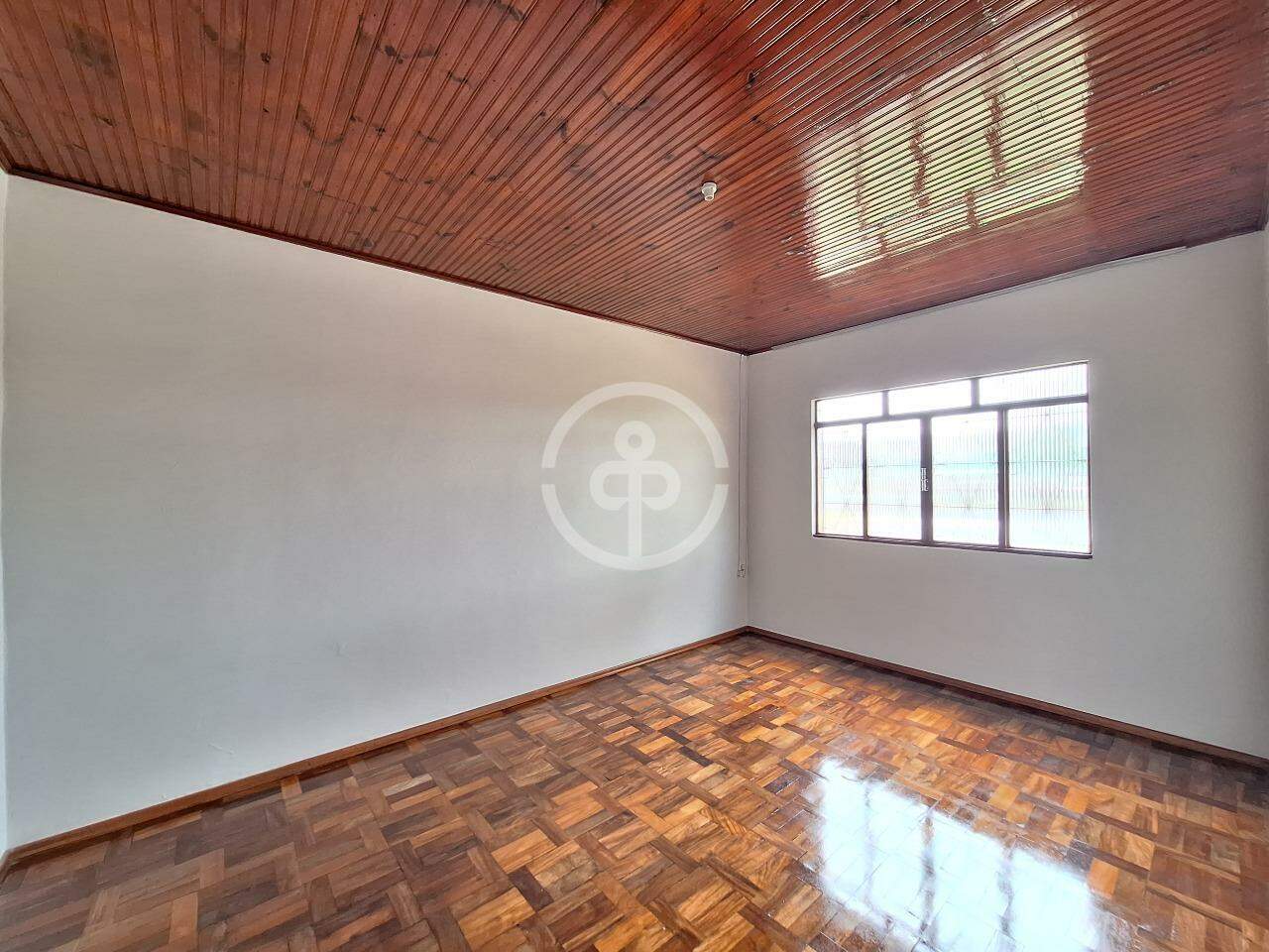 Casa para aluguel no Country: 