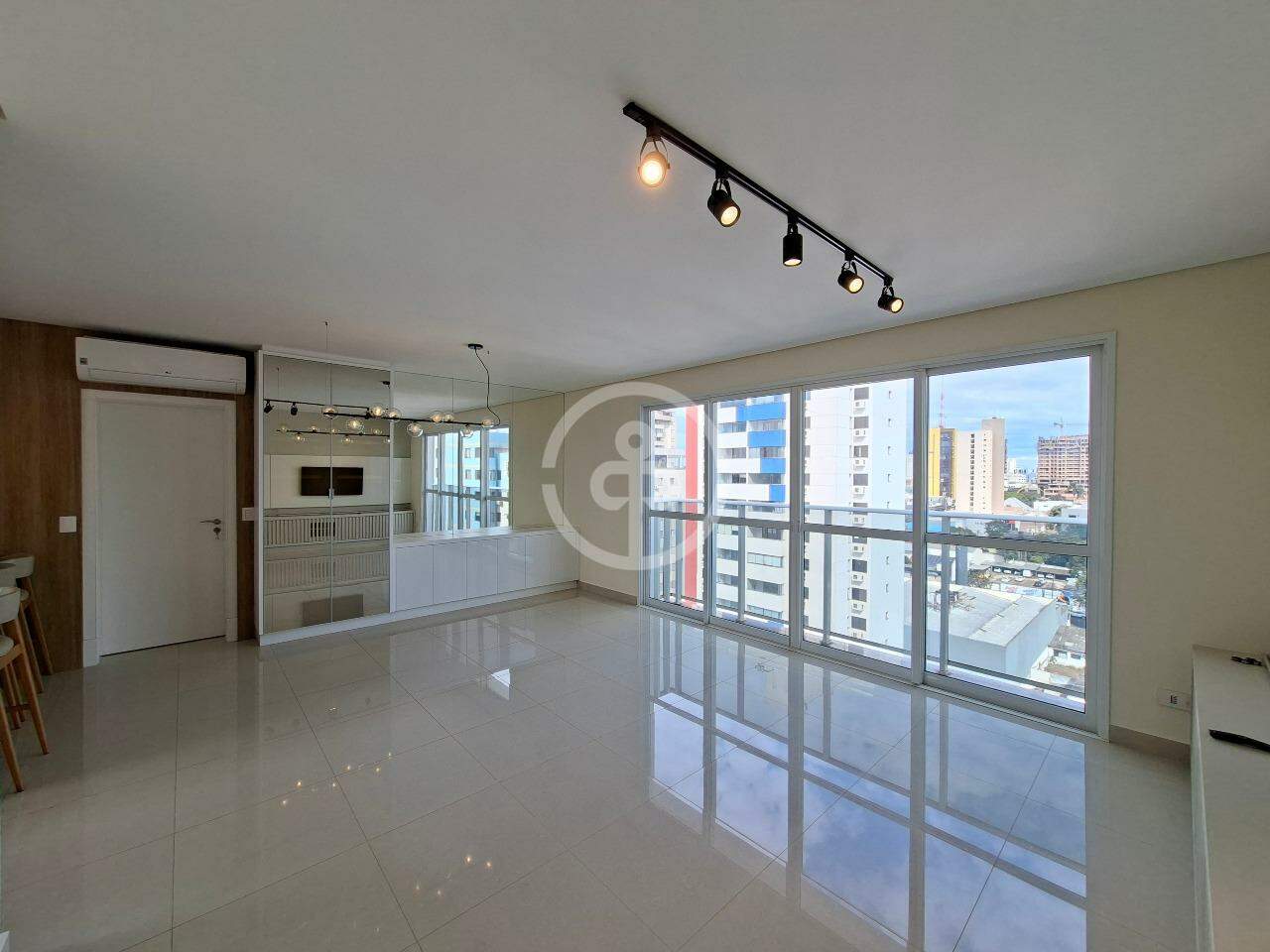 Apartamento para alugar em Centro, Cascavel — Portal Chave Fácil