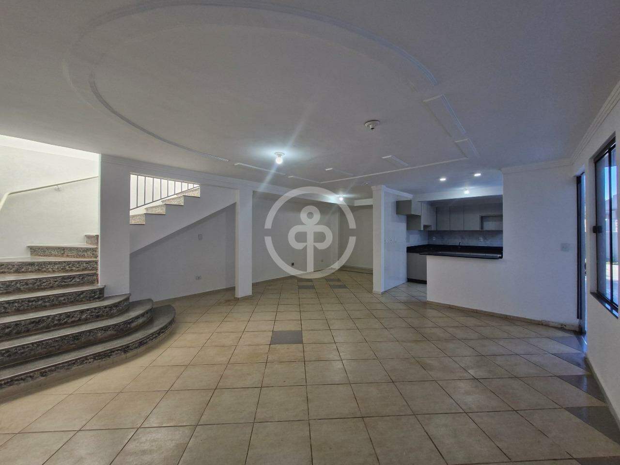 Sobrado para alugar em Country, Cascavel — Portal Chave Fácil