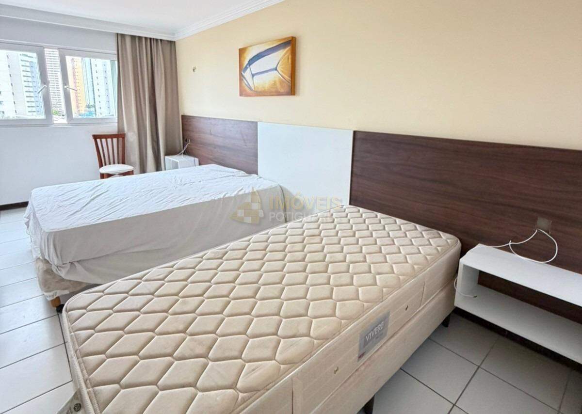 Flat à venda no Ponta Negra: 
