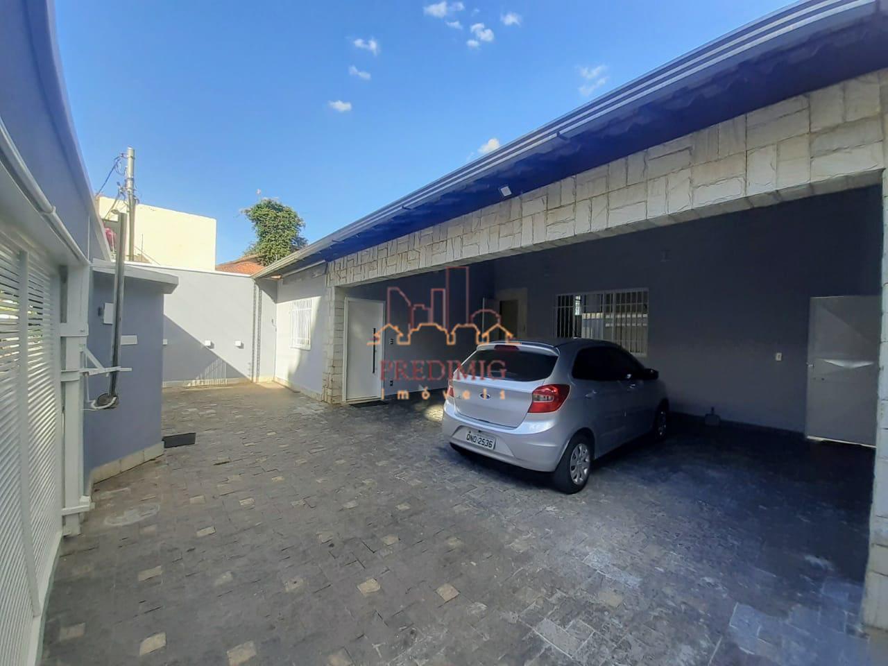 Casa à venda no Dona Clara: 