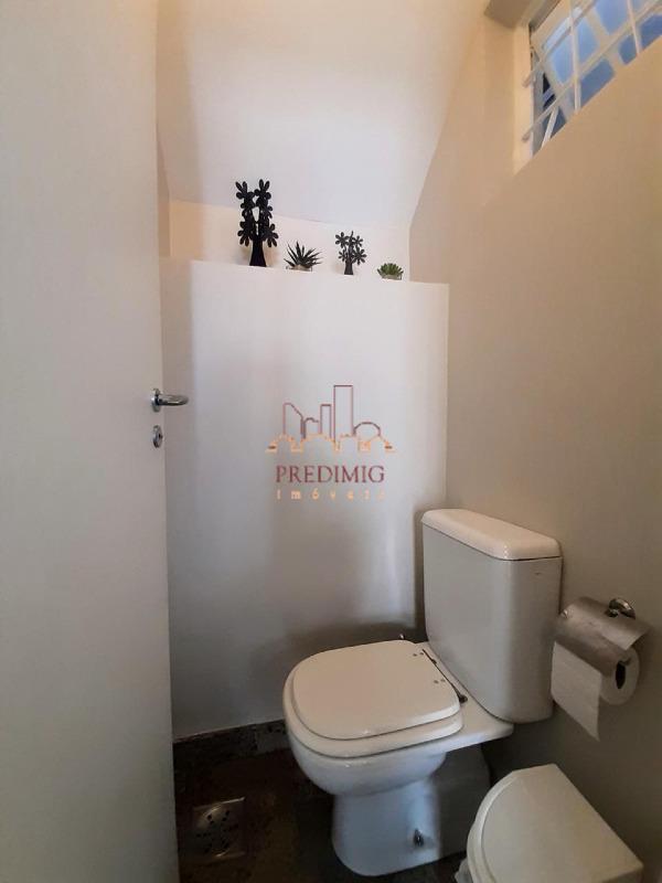 Casa à venda no Dona Clara: 