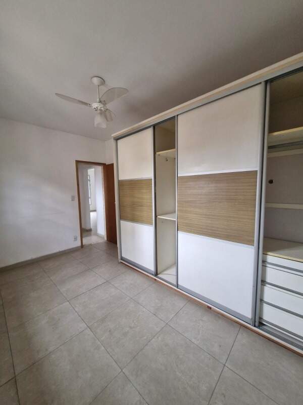 Apartamento à venda no Ponta da Praia: Quarto 2