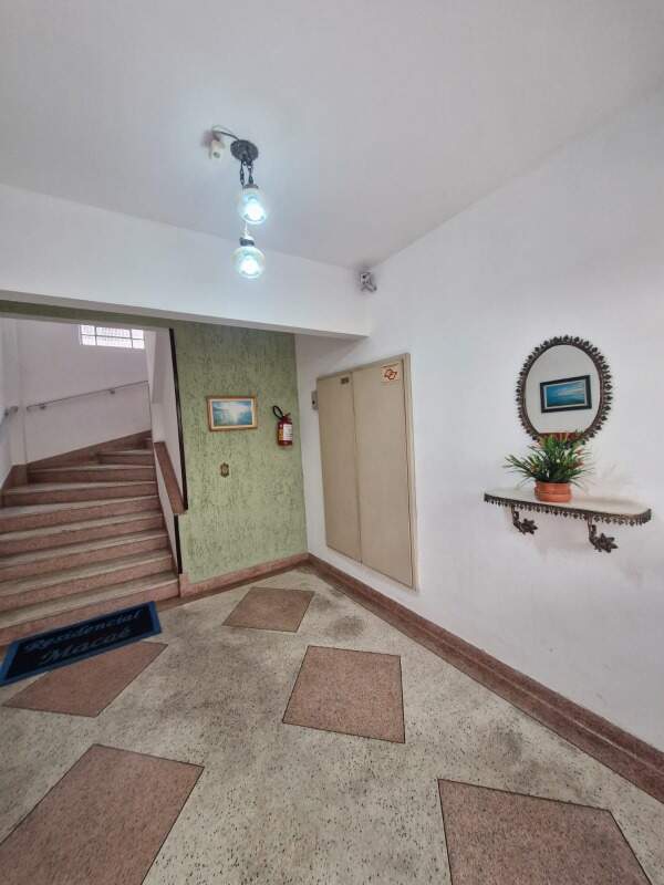 Apartamento à venda no Ponta da Praia: 