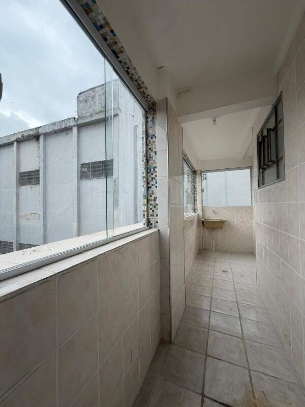 Apartamento à venda no Ponta da Praia: 