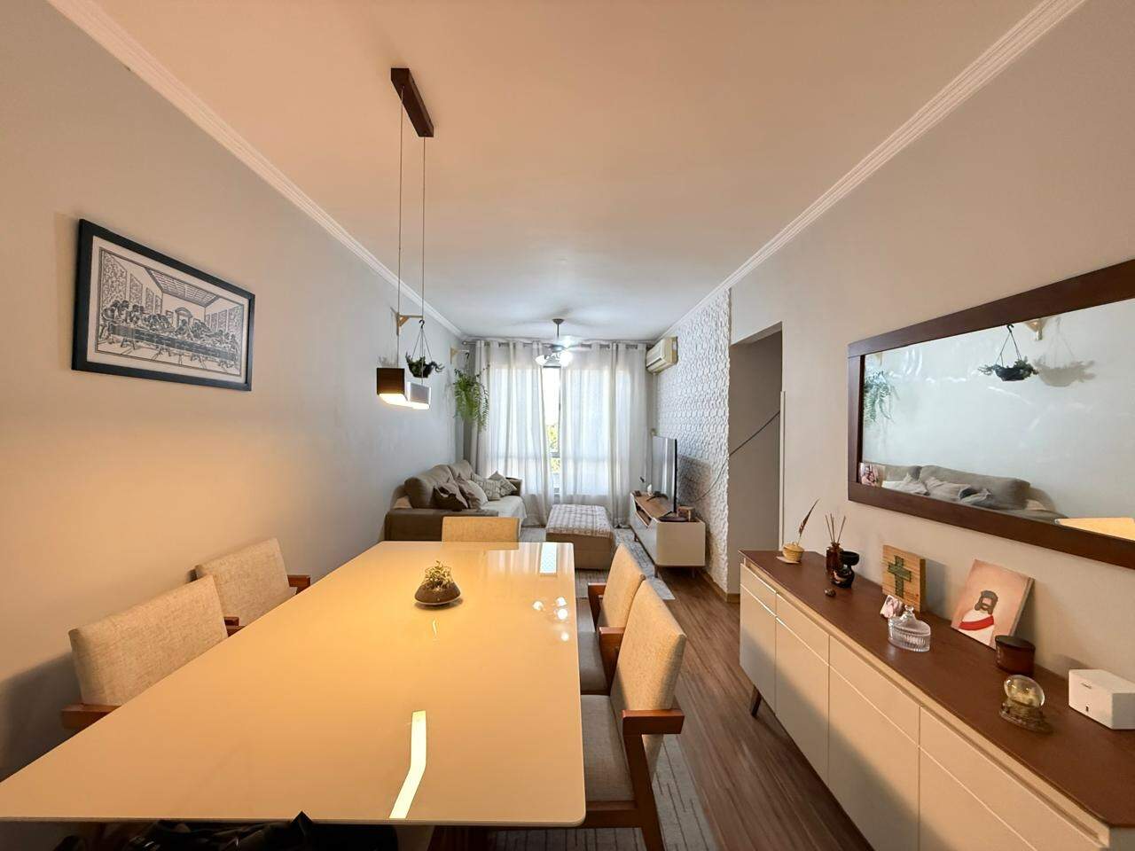 Apartamento à venda no Embaré: 