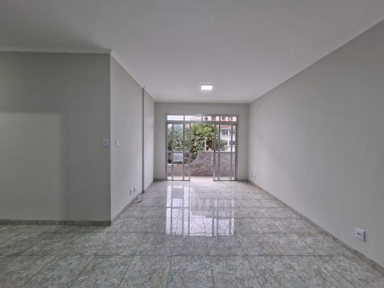 Apartamento à venda no Embaré: 