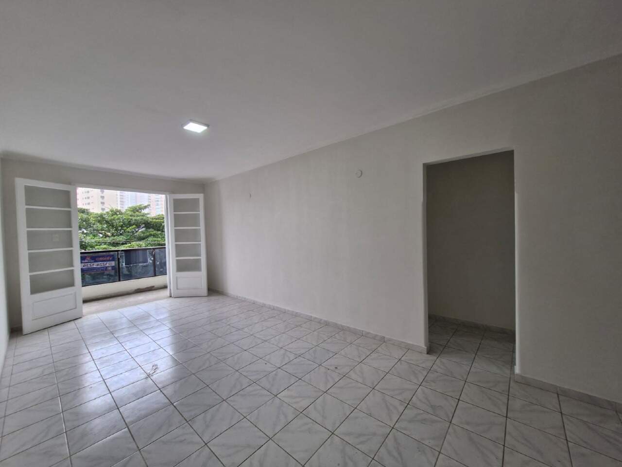 Apartamento à venda no Ponta da Praia: 