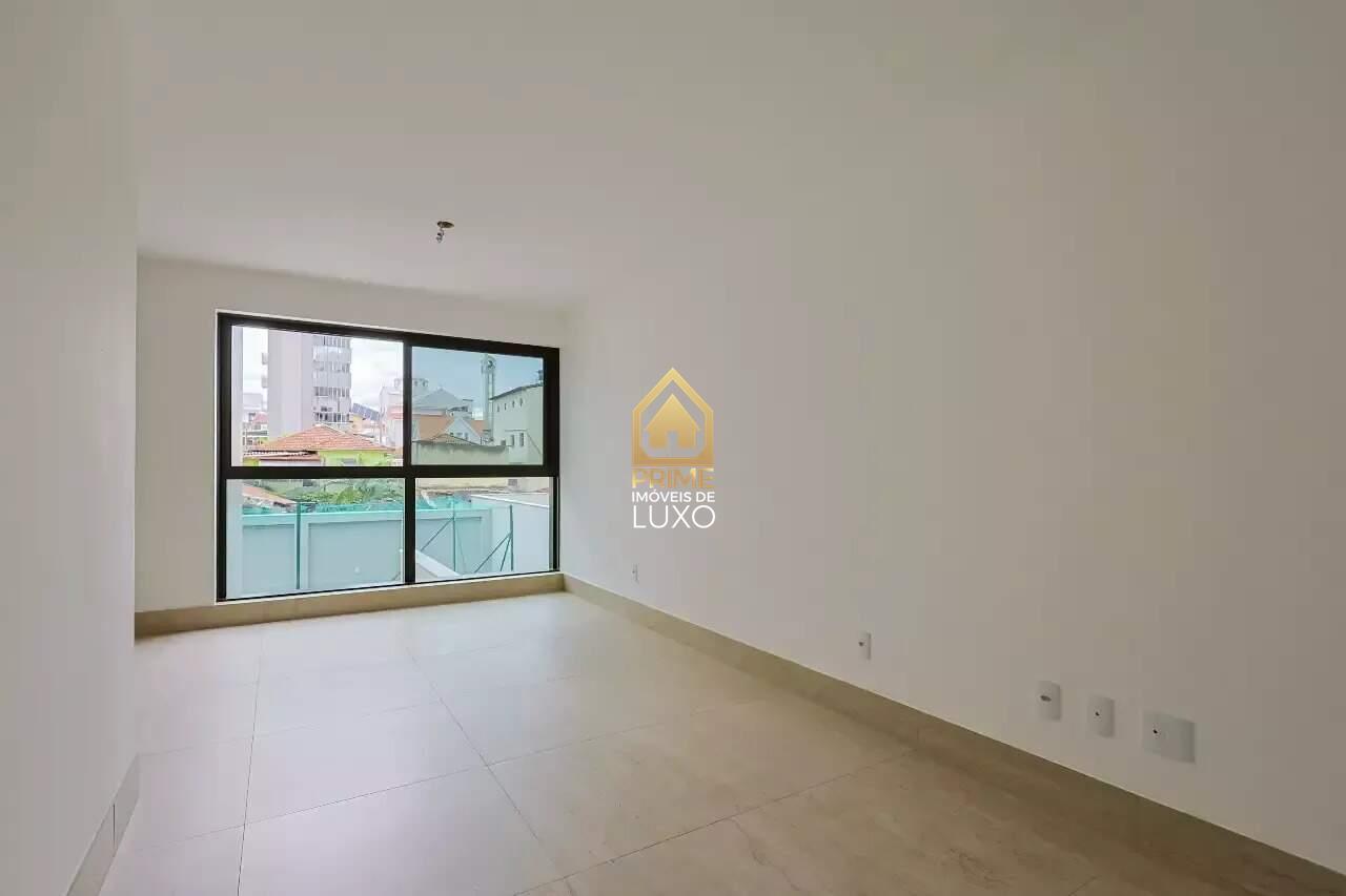 Apartamento à venda no Prado: 