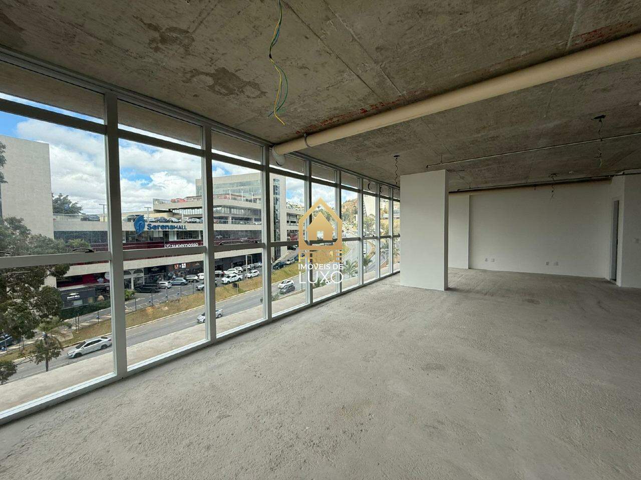 Sala para aluguel no Vale do Sereno: 