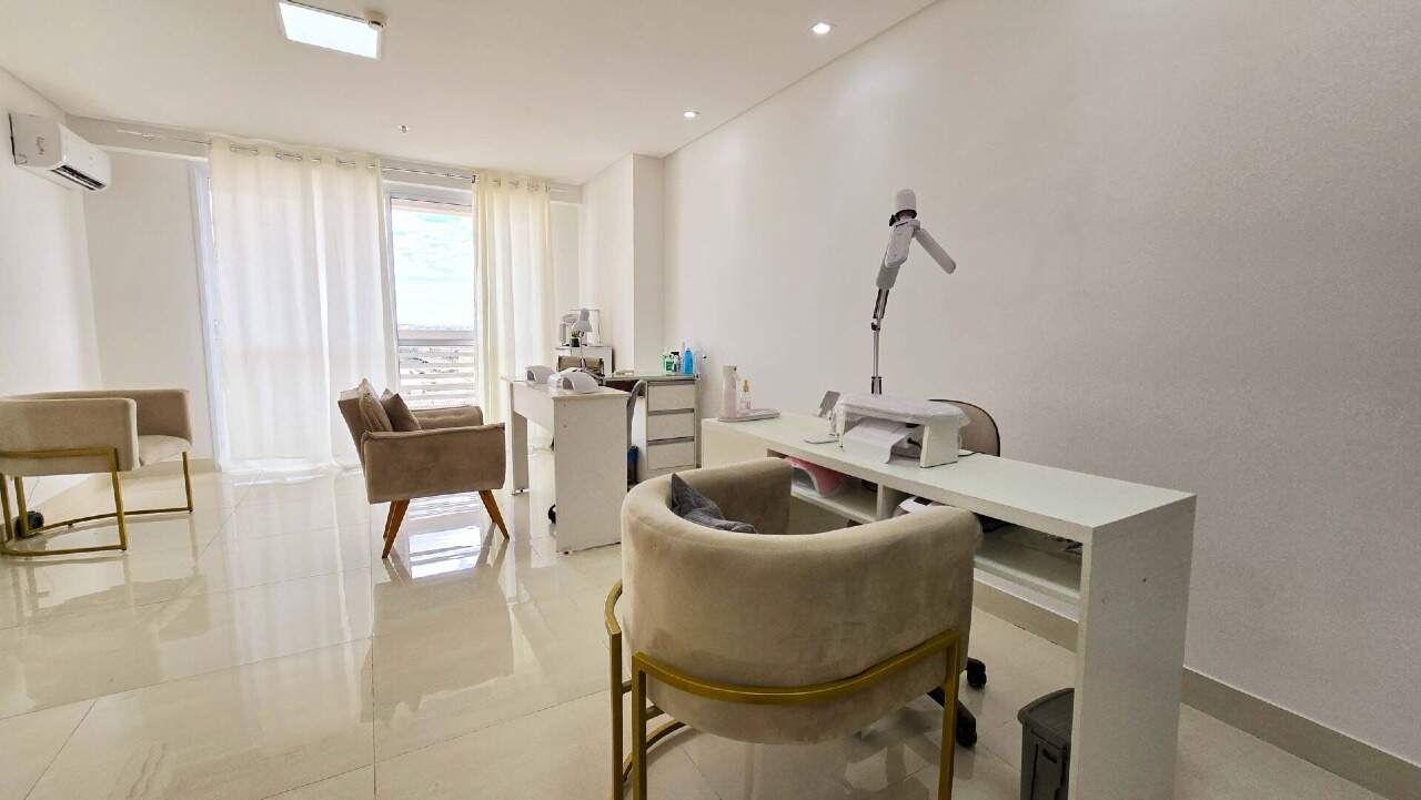 Sala à venda no Vila São Tomaz: 