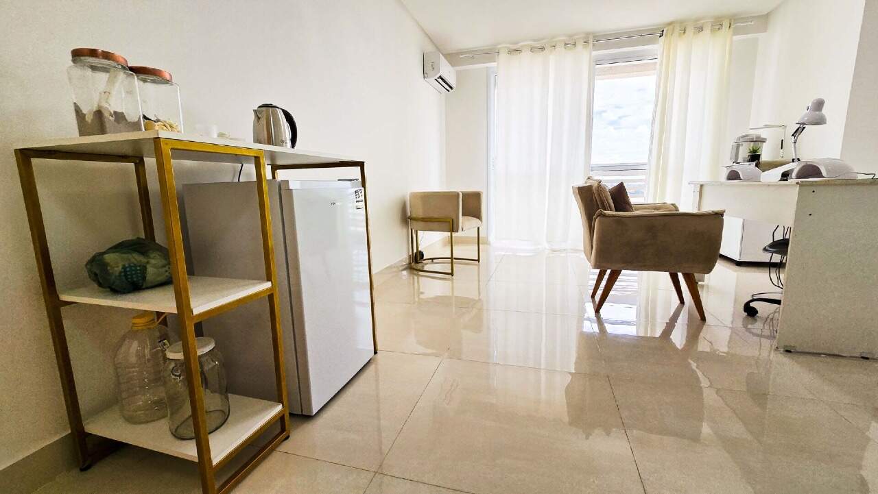 Sala à venda no Vila São Tomaz: 
