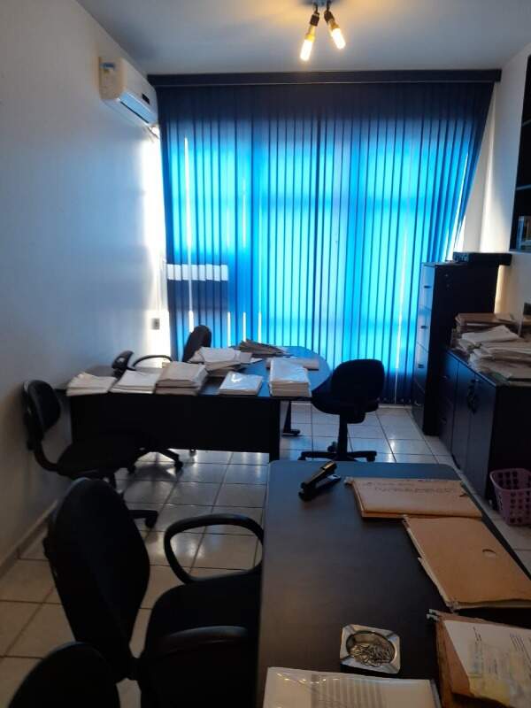 Sala à venda no Setor Central: 